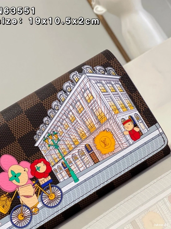 Vuitton SARAH Louis WALLET 0111